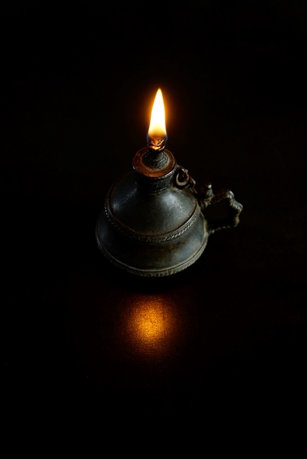 SOLD > Dhokra oil lamp