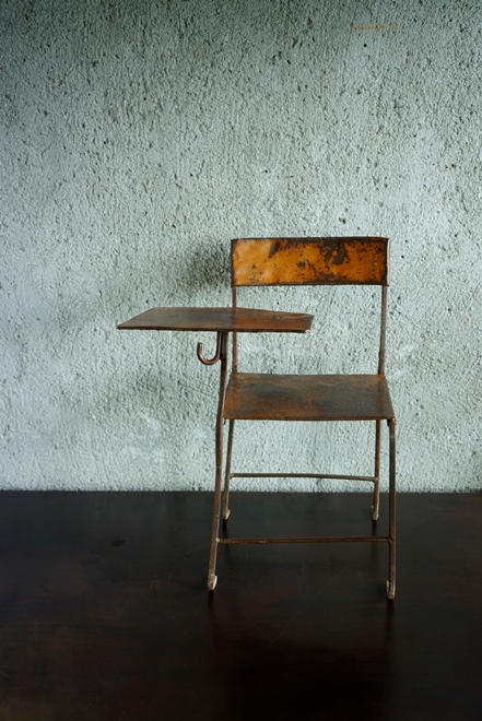 SOLD > child chiar+ table