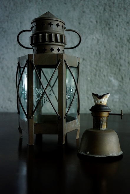 glass oil lantern