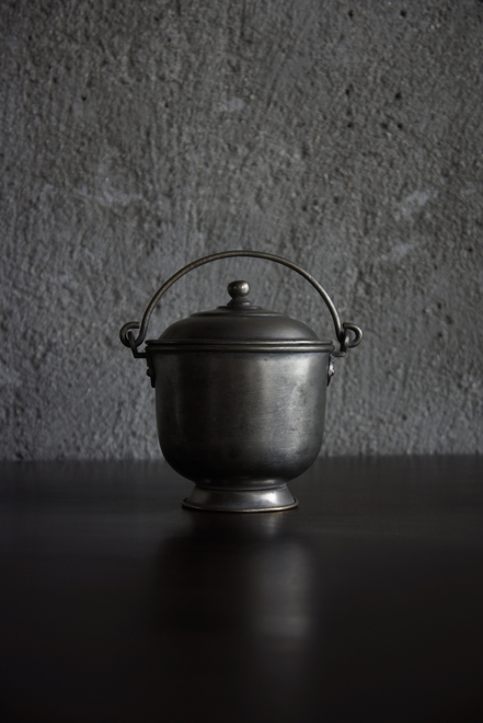 brass pot with lid